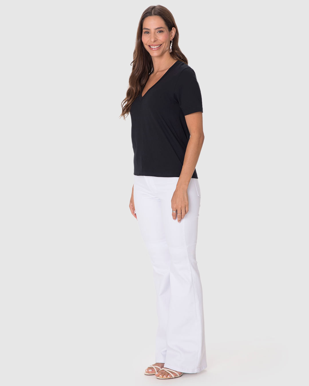 Blusa Básica Feminina Ampla Decote V Manga Curta Em Algodão - Imagem 2