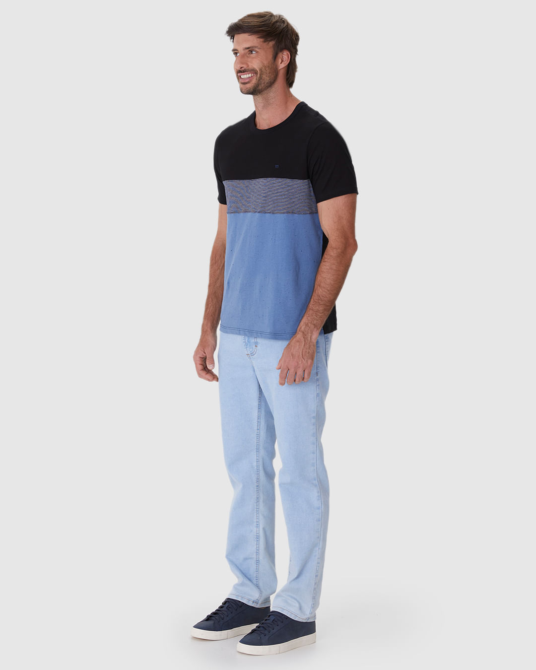 Camiseta Masculina Regular Detalhe Estampa Bicolor Em Malha Flamê - Imagem 2