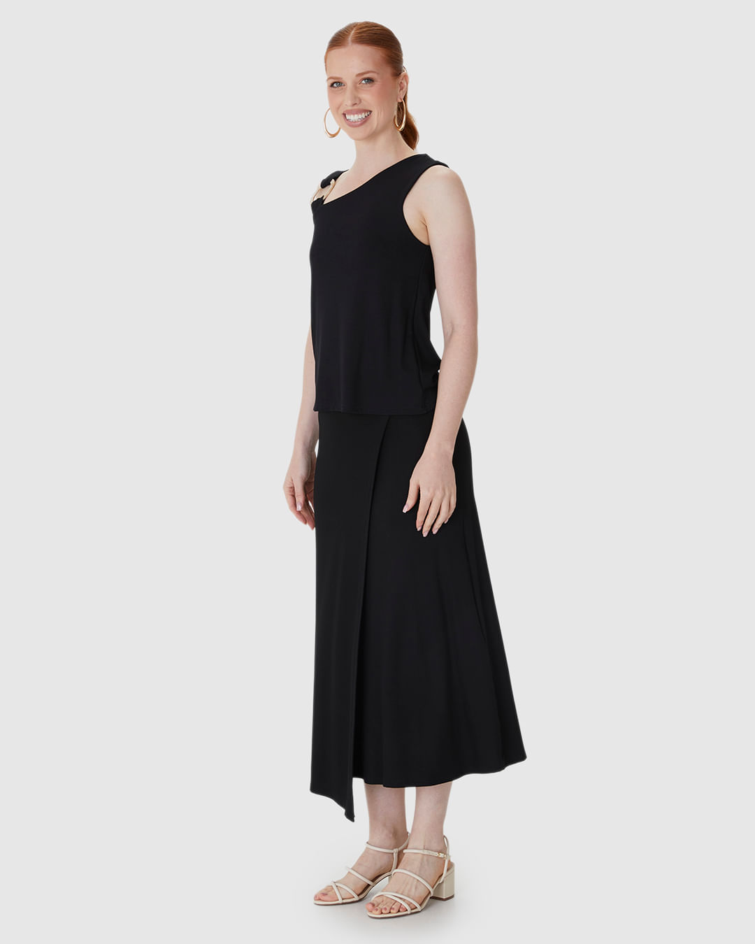 Blusa Feminina Assimétrica Alça Detalhe Com Argola Em Viscose Stretch - Imagem 17