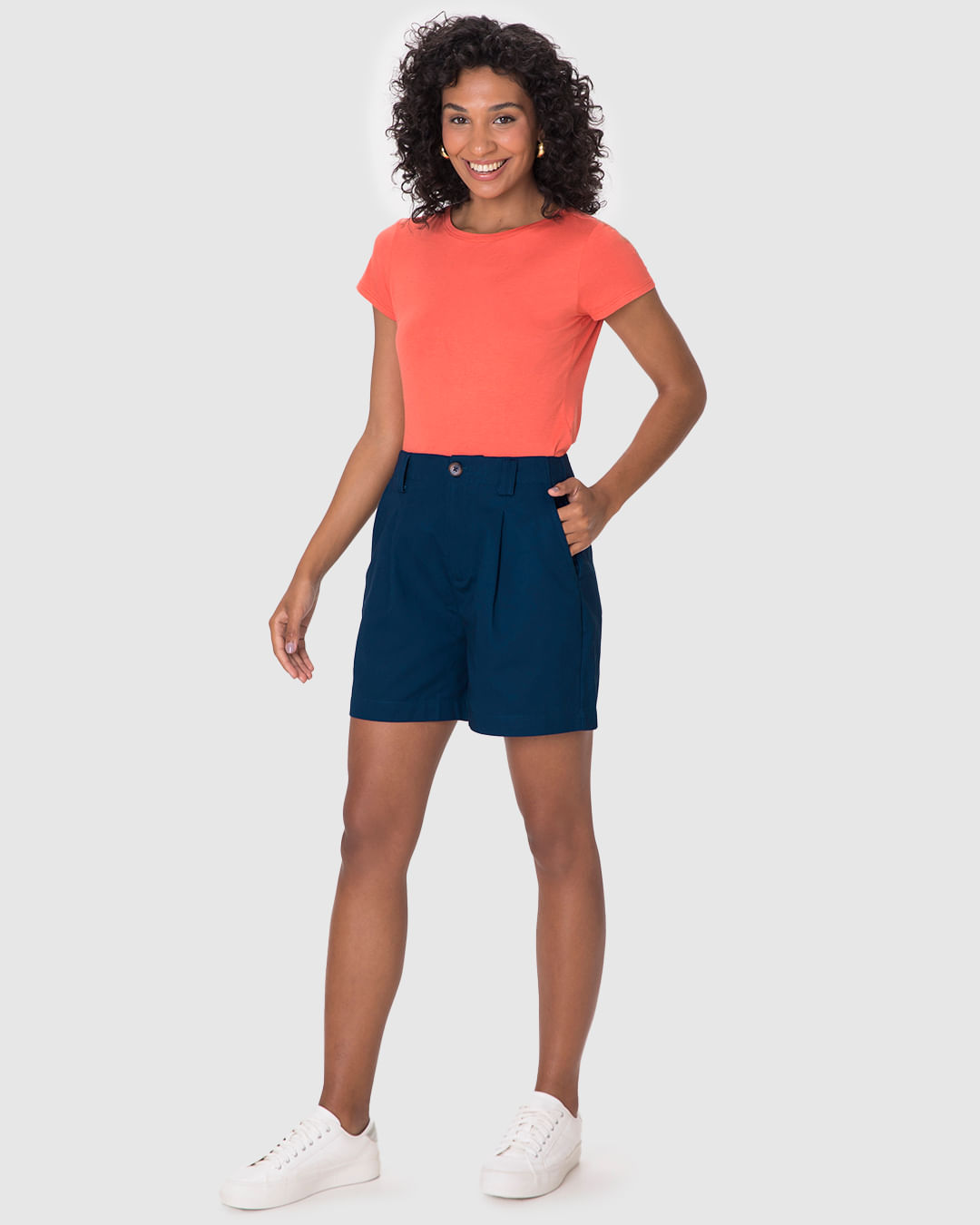 Shorts Reto Feminino Bolso Funcional Em Algodão Sarjado - Imagem 17