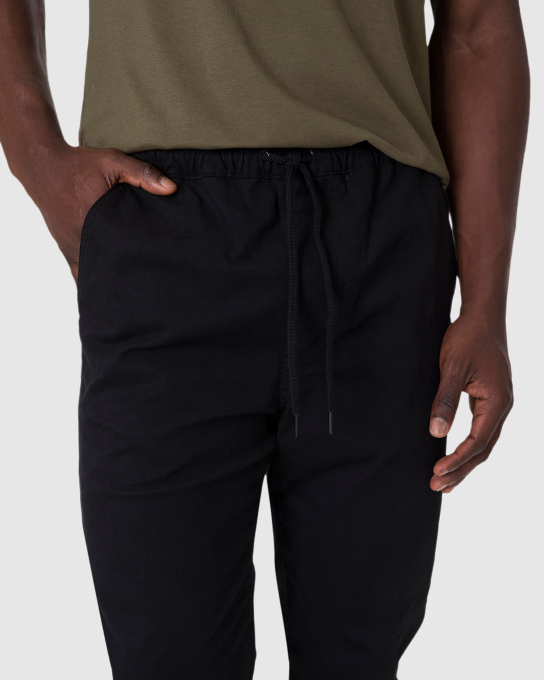 Calça Masculina Jogger Cintura Média Cós Elástico Em Sarja Com Elastano - Imagem 8