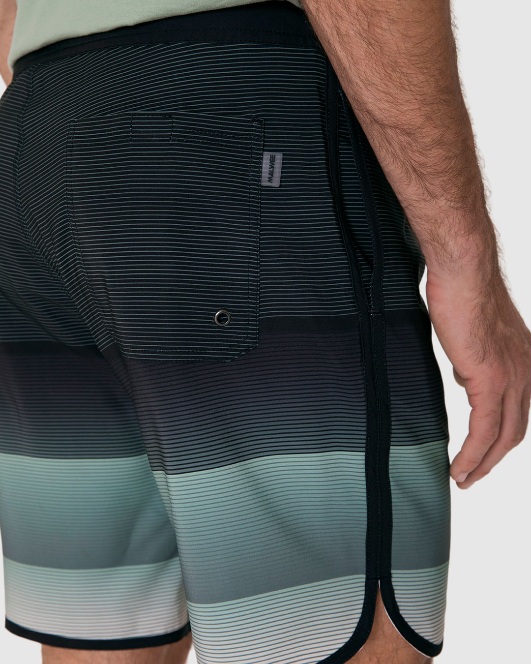 Bermuda Masculina Tradicional Cadarço Frontal Em Microfibra Com Elastano - Imagem 23