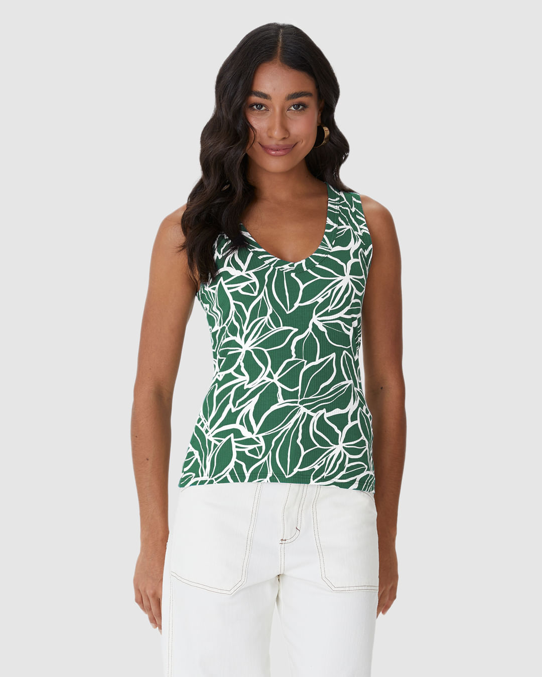 Regata Feminina Folhagem Decote V Alça Larga Em Malha Viscose Canelada - Imagem 19