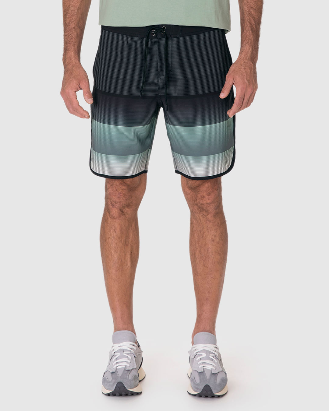 Bermuda Masculina Tradicional Cadarço Frontal Em Microfibra Com Elastano - Imagem 19
