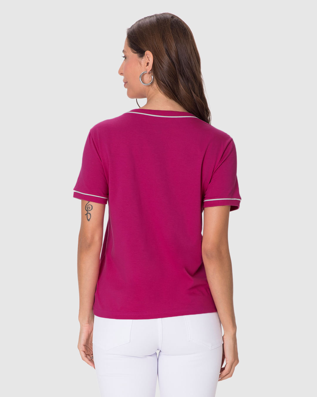 Blusa Básica Feminina Decote Redondo Costura Contraste Em Algodão - Imagem 20