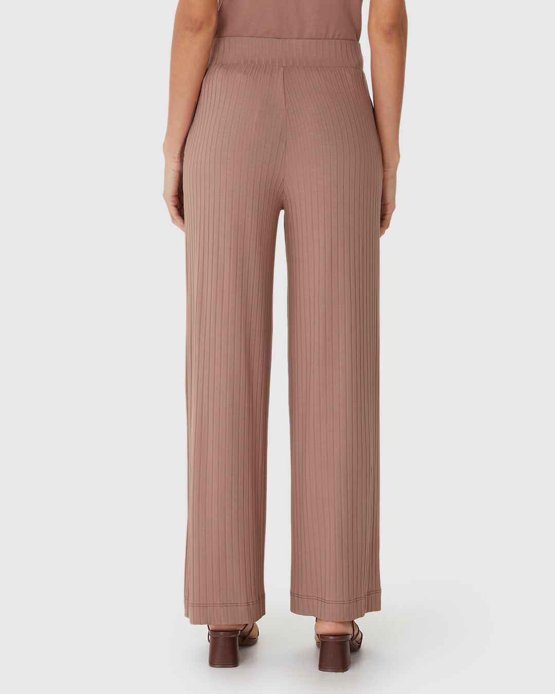 Calça Wide Leg Feminina Cintura Alta Em Malha Canelada De Viscose - Imagem 20