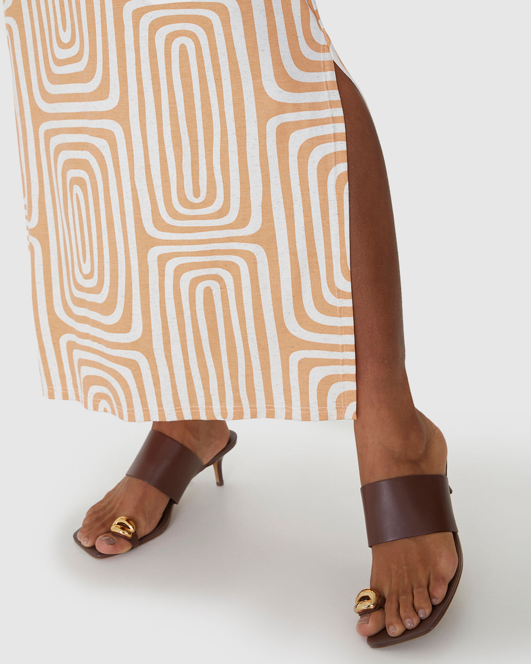 Vestido Midi Feminino Fenda Lateral Em Malha Viscolinho Stretch - Imagem 6
