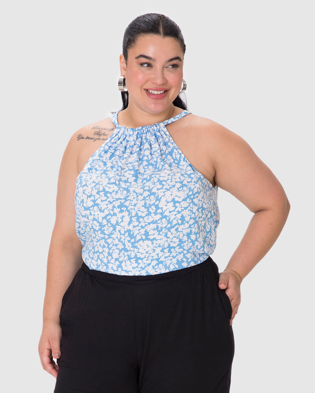 Blusa Feminina Plus Size Evasê Amarração Costas Em Viscolinho Texturizado