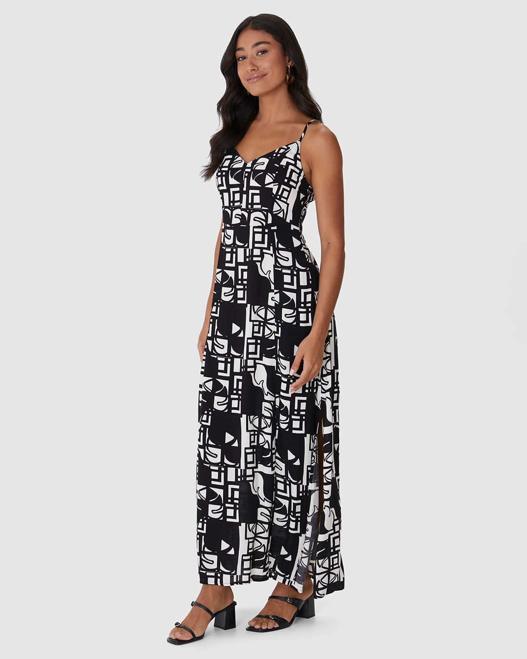 Vestido Midi Feminino Alça Fina Detalhe Fenda Lateral Em Viscose - Imagem 18
