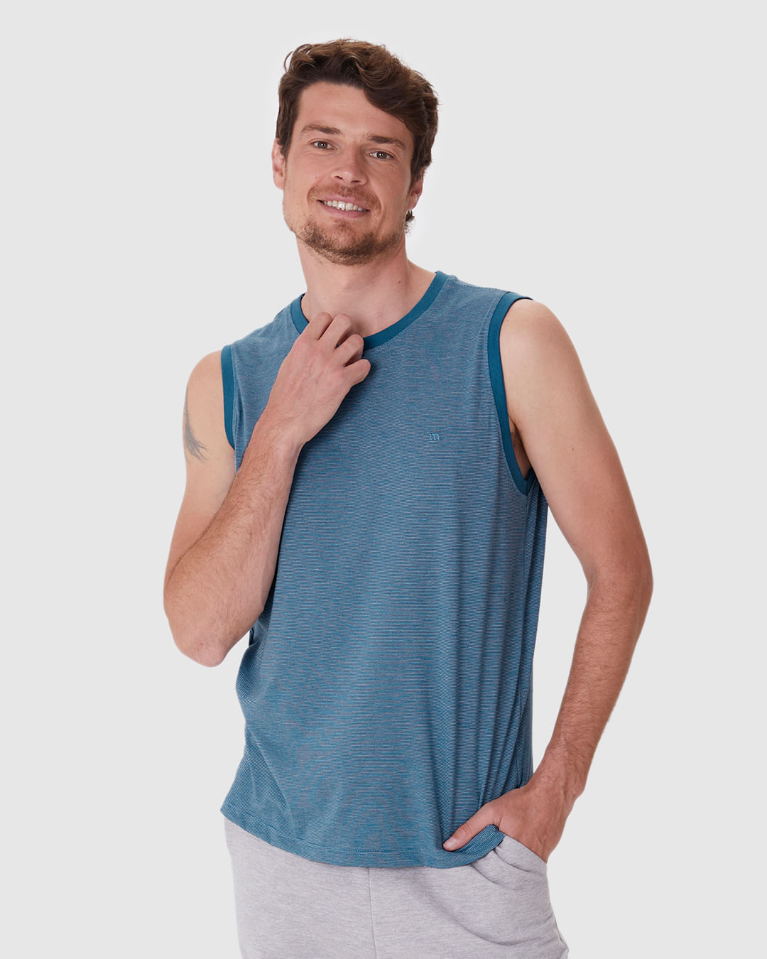 Regata Básica Masculina Alça Larga Bordado Frontal Em Malha Fio A Fio - Imagem 16