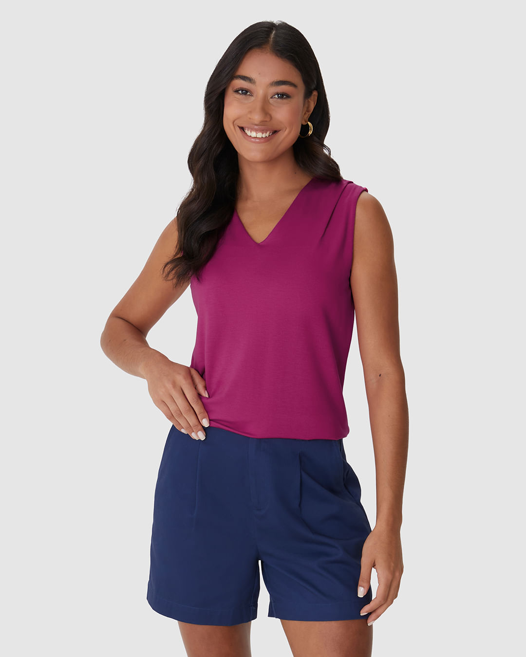 Regata Ampla Feminina Decote V Em Moletinho De Viscose - Imagem 6