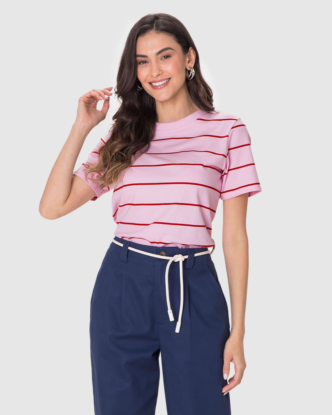 Camiseta Feminina Reta Manga Curta Em Malha Listrada - Imagem 11