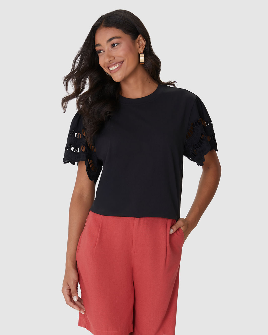 Blusa Ampla Feminina Manga Detalhe Vazado Em Algodão