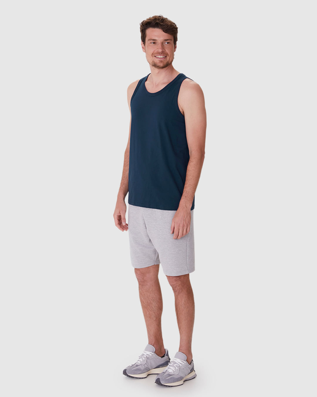 Regata Básica Masculina Alça Estreita Etiqueta Estampada Em Algodão - Imagem 12