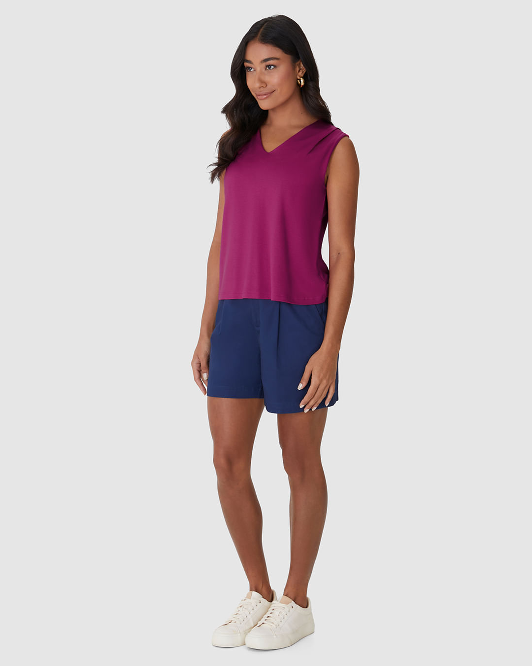 Regata Ampla Feminina Decote V Em Moletinho De Viscose - Imagem 12