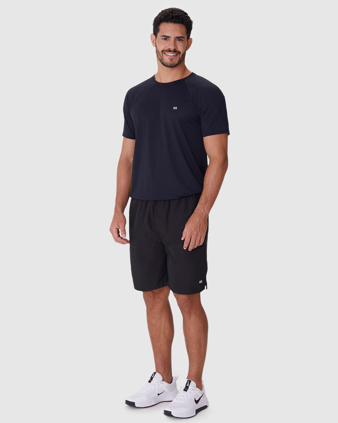 Bermuda Esportiva Básica Masculina Barra Abertura Lateral Em Tafetá Malwee Active - Imagem 17