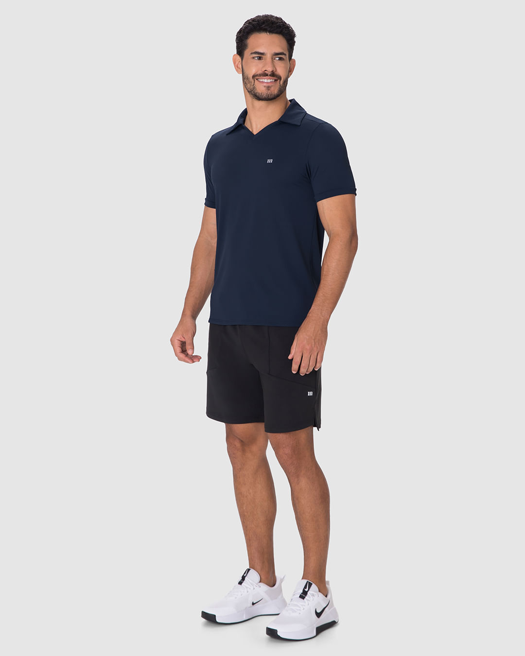 Camisa Polo Esportiva Masculina Gola V Em Malha Microfuros Dry Malwee Active - Imagem 2