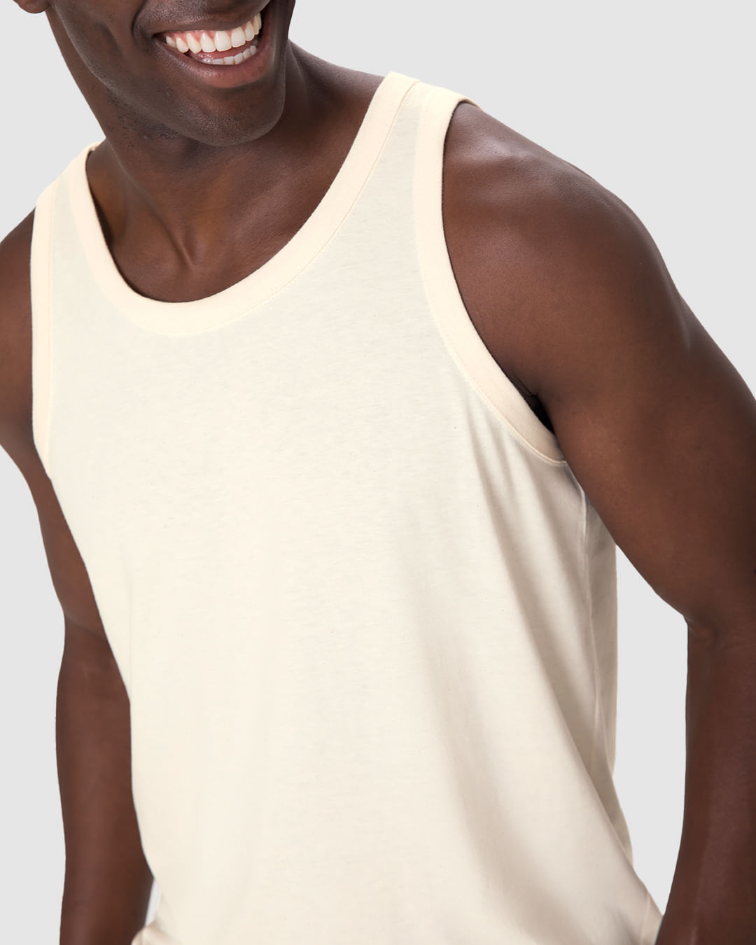 Regata Básica Masculina Alça Estreita Etiqueta Estampada Em Algodão - Imagem 13