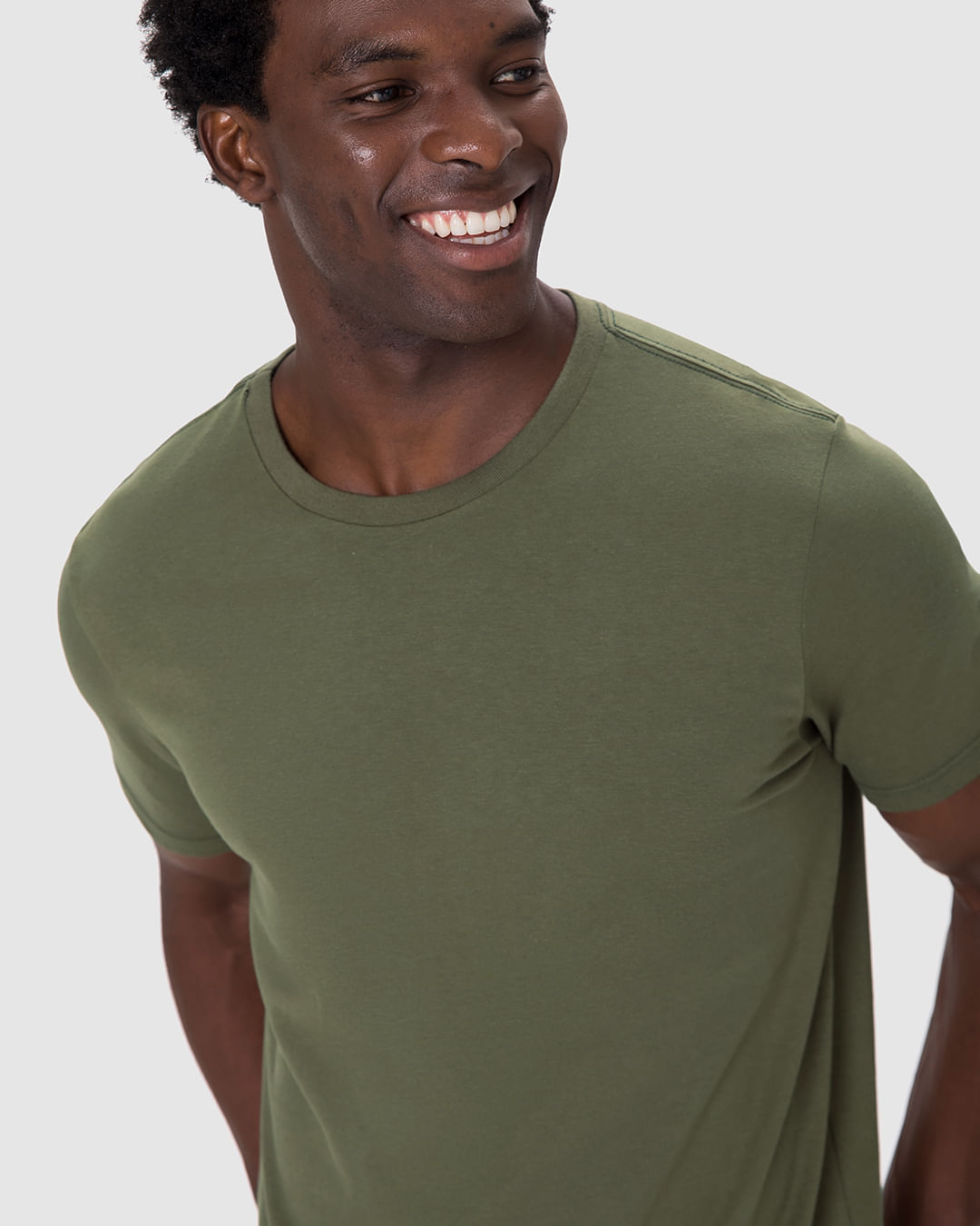 Camiseta Abraço Masculina Etiqueta Estampada Em Malha Comfy Touch - Imagem 8