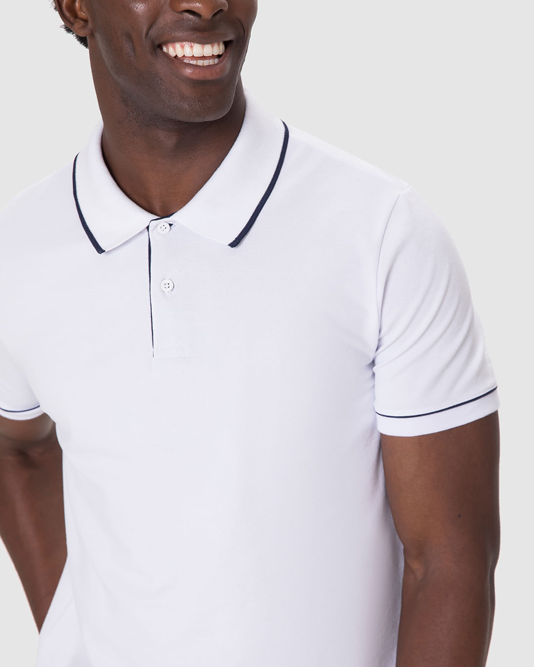 Camisa Polo Básica Masculina Detalhe Costura Contraste Em Piquet Stretch - Imagem 13