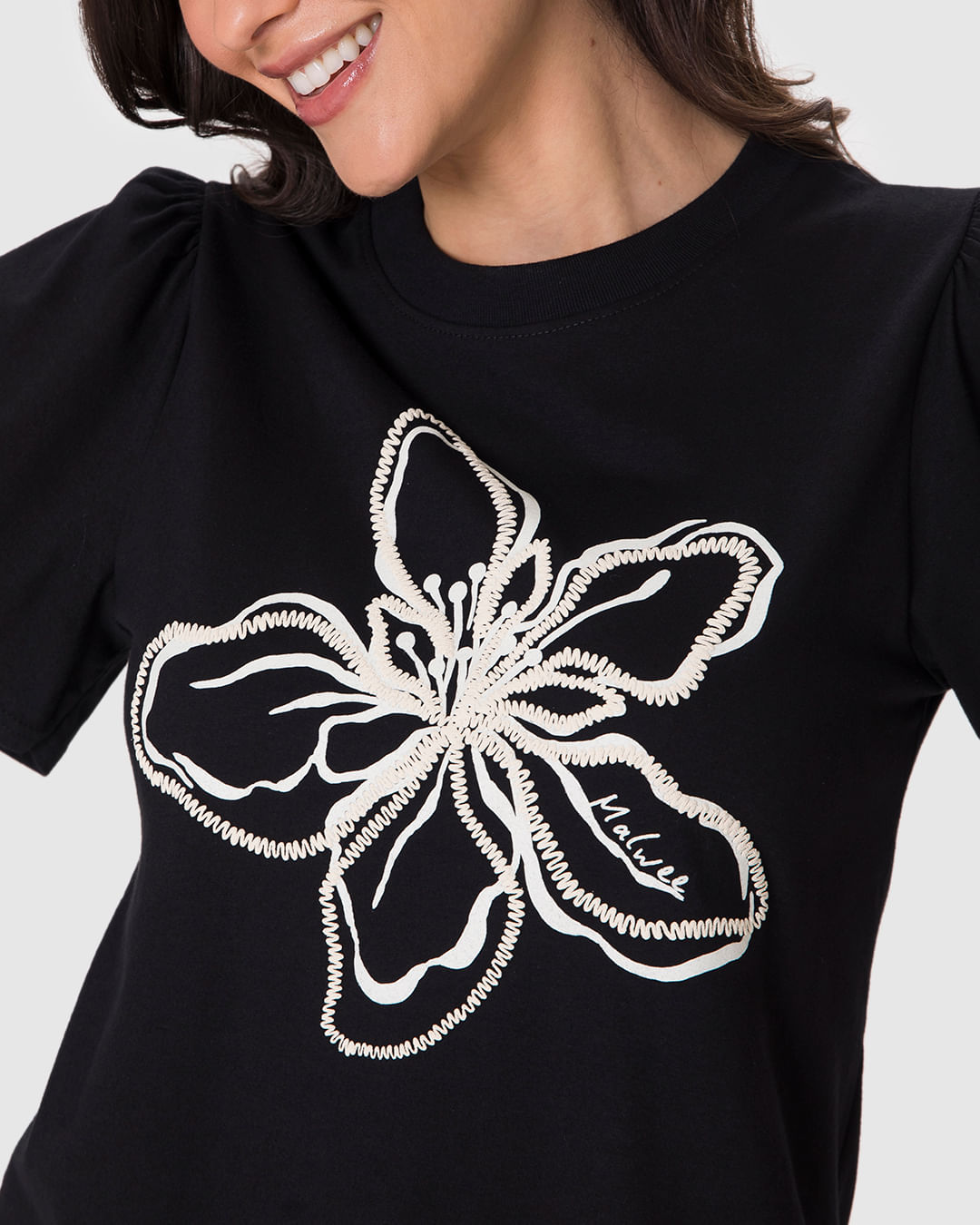 Camiseta Feminina Estampa Puff Alto Relevo Manga Franzida Em Algodão - Imagem 13