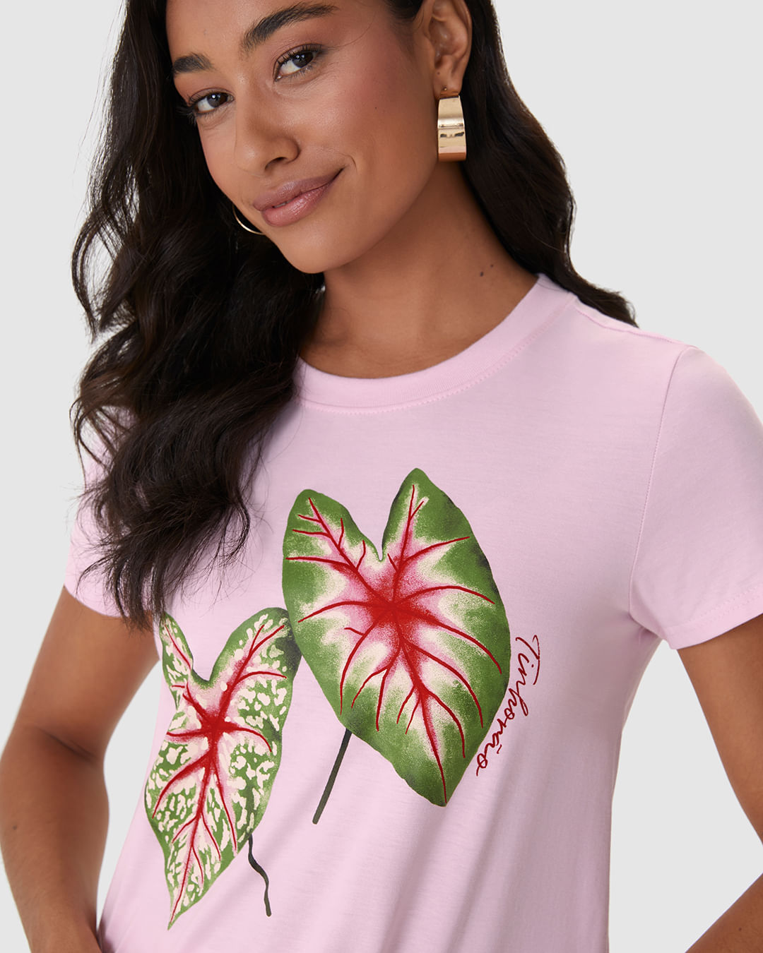 Camiseta Feminina Ilustração Frontal Especial Plantas Em Algodão - Imagem 8