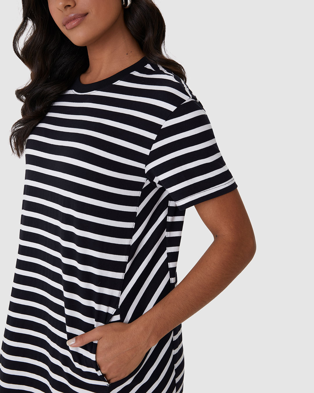 Vestido Midi Feminino Listrado Bolso Funcional Em Malha Algodão - Imagem 18