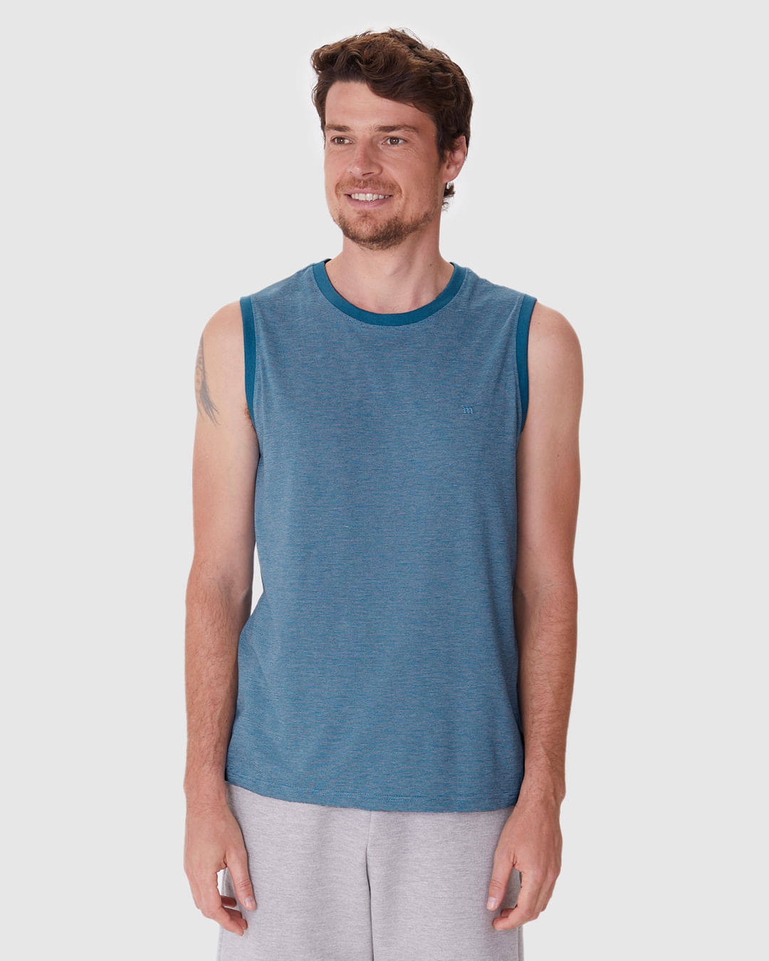 Regata Básica Masculina Alça Larga Bordado Frontal Em Malha Fio A Fio - Imagem 9