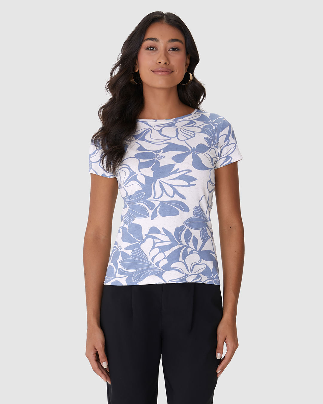 Blusa Básica Feminina Estampa Floral Manga Curta Em Malha Viscolinho Stretch - Imagem 19