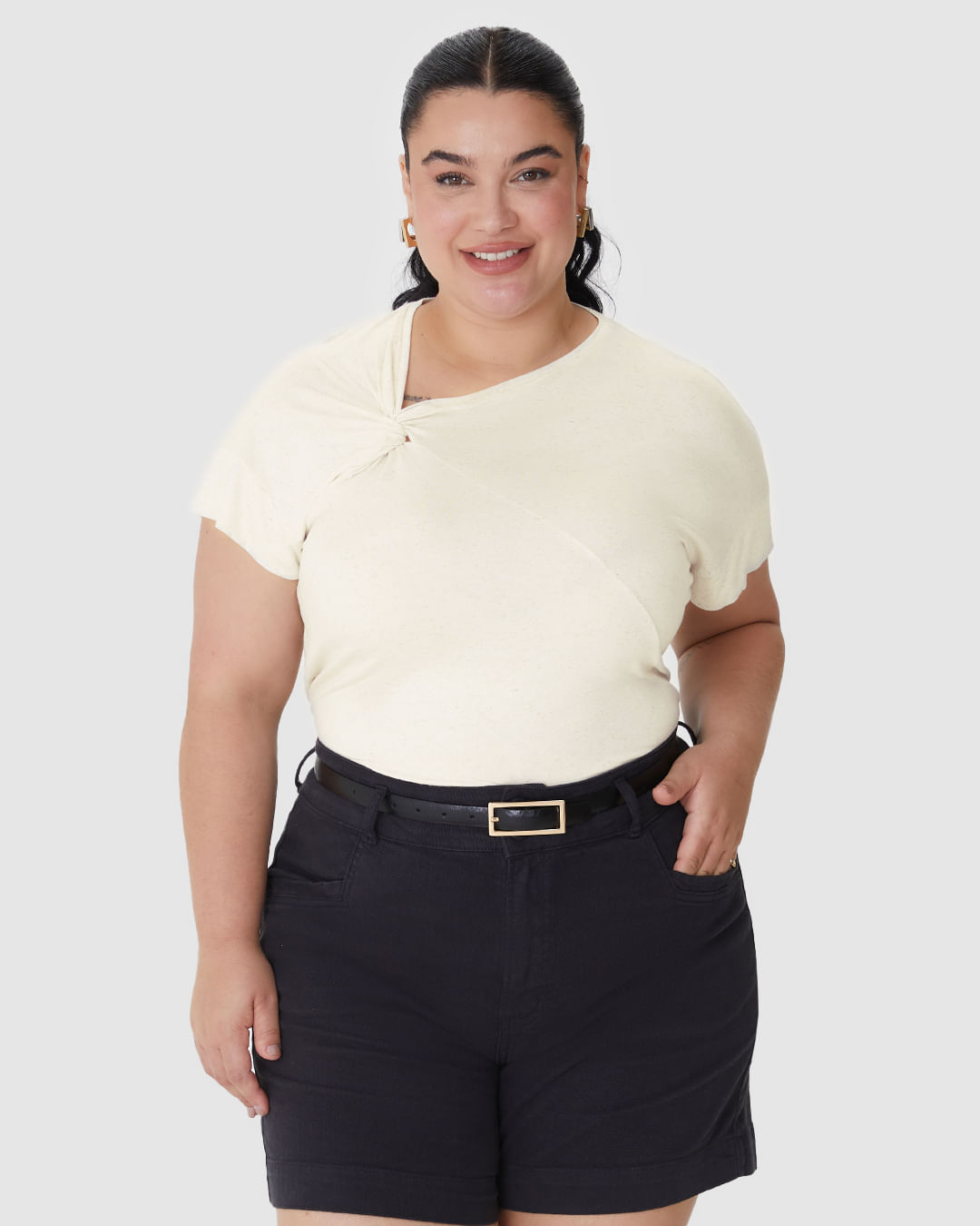 Blusa Feminina Plus Size Detalhe Torção Frontal em Malha Viscolinho Stretch