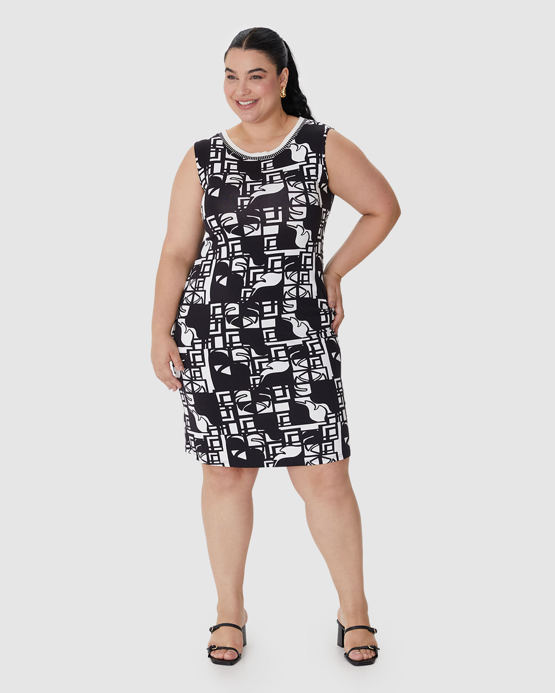 Vestido Feminino Plus Size Reto Decote Redondo Retilínea Em Viscose Stretch