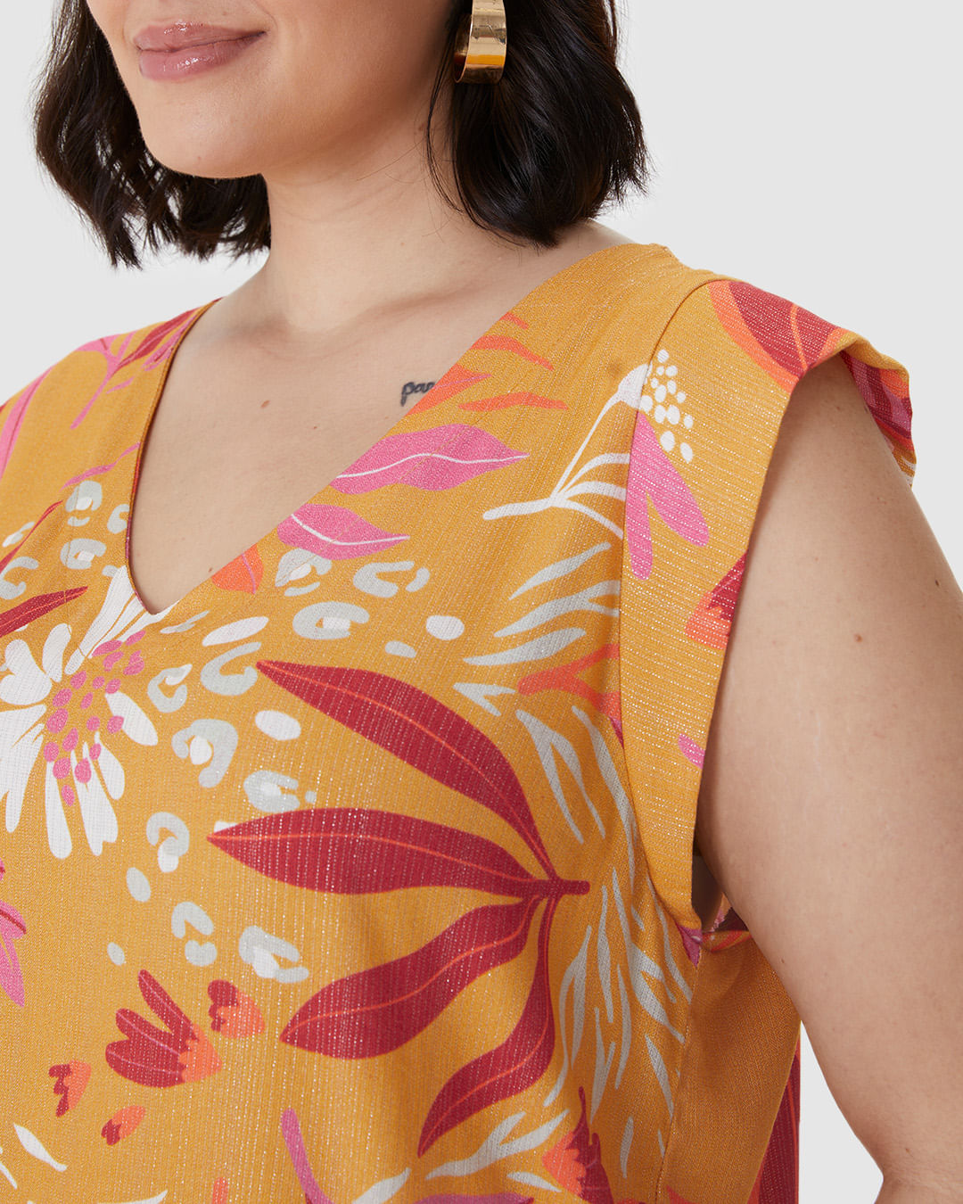 Blusa Feminina Plus Size Decote V Manga Dupla Em Viscose Lurex - Imagem 8