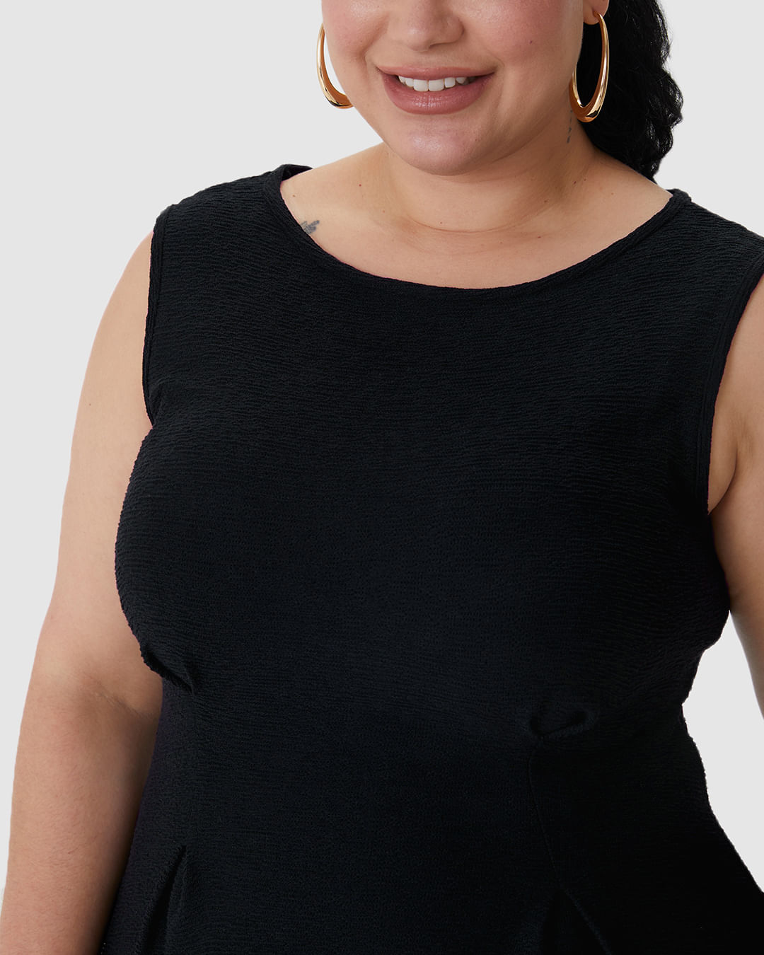 Vestido Midi Feminino Plus Size Acinturado Em Malha Viscose Texturizada - Imagem 13