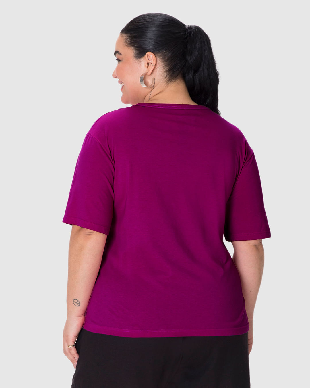 Blusa Feminina Plus Size Box Estampa Puff Alto Relevo Em Algodão - Imagem 20
