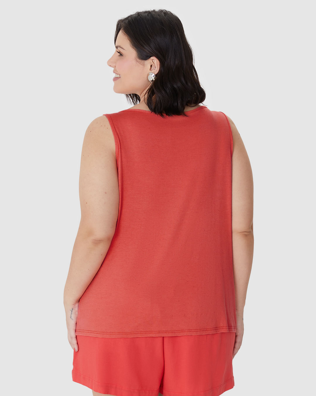 Regata Feminina Plus Size Evasê Estampada Em Malha Viscolinho Stretch - Imagem 15