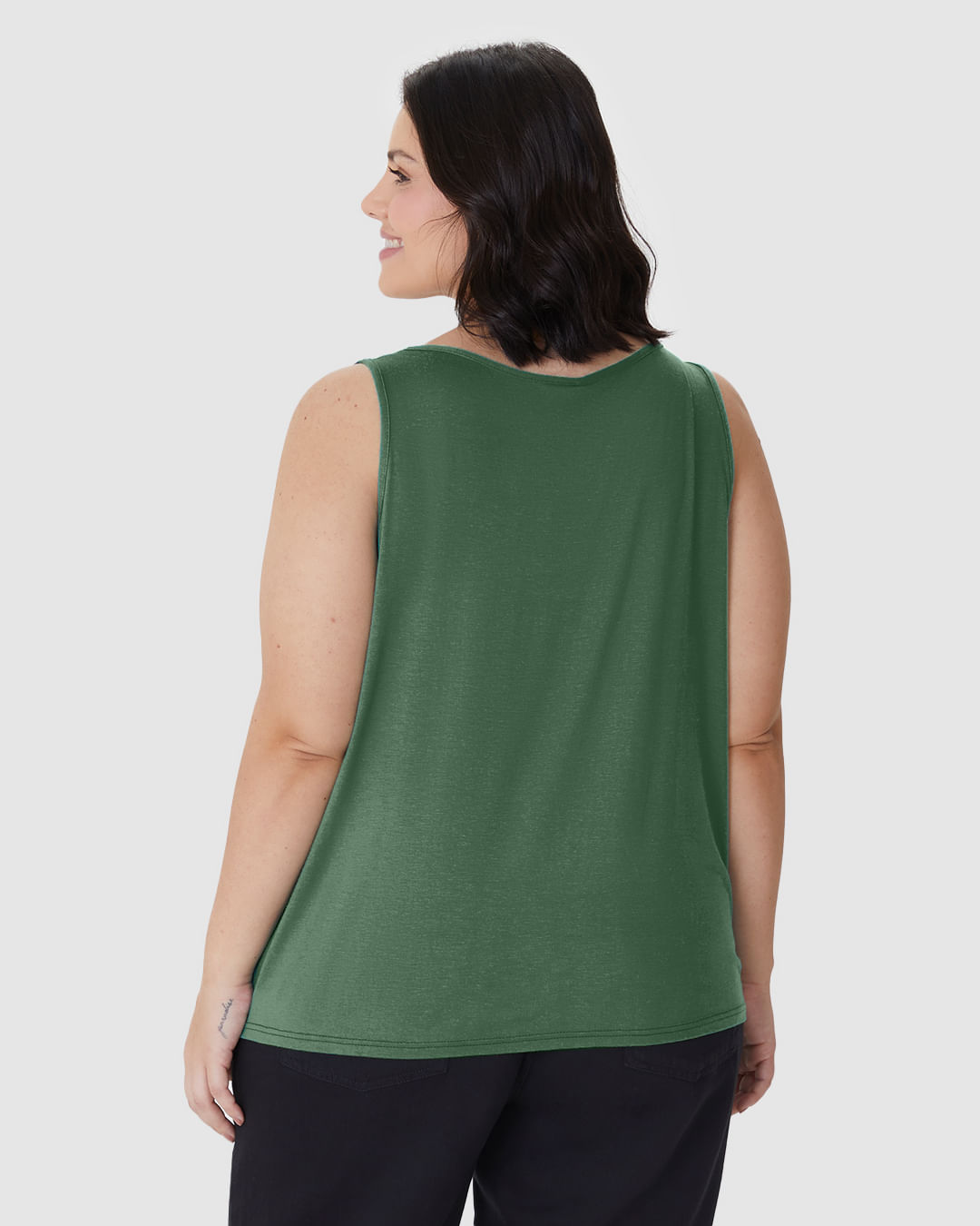 Regata Feminina Plus Size Evasê Estampada Em Malha Viscolinho Stretch - Imagem 15