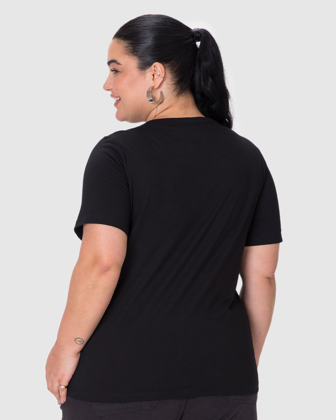 Camiseta Feminina Plus Size Estampa Too Sweet To Resist Em Algodão - Imagem 10