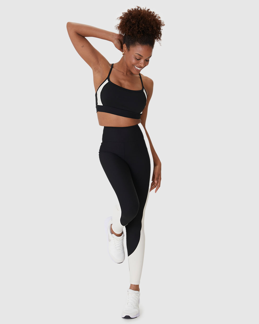 Calça Legging Esportiva Bicolor Em Malha Canelada Malwee Active - Imagem 16