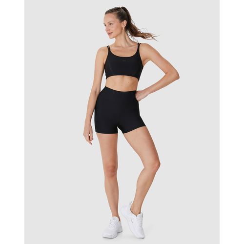 Shorts Esportivo Feminino Living On The Move em Malha Dry e Proteção UV50+ Malwee Active