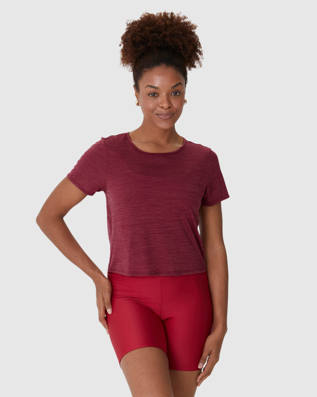 Blusa Esportiva Feminina Box Detalhe Vazado Costas em Malha Rajada Dry Malwee Active