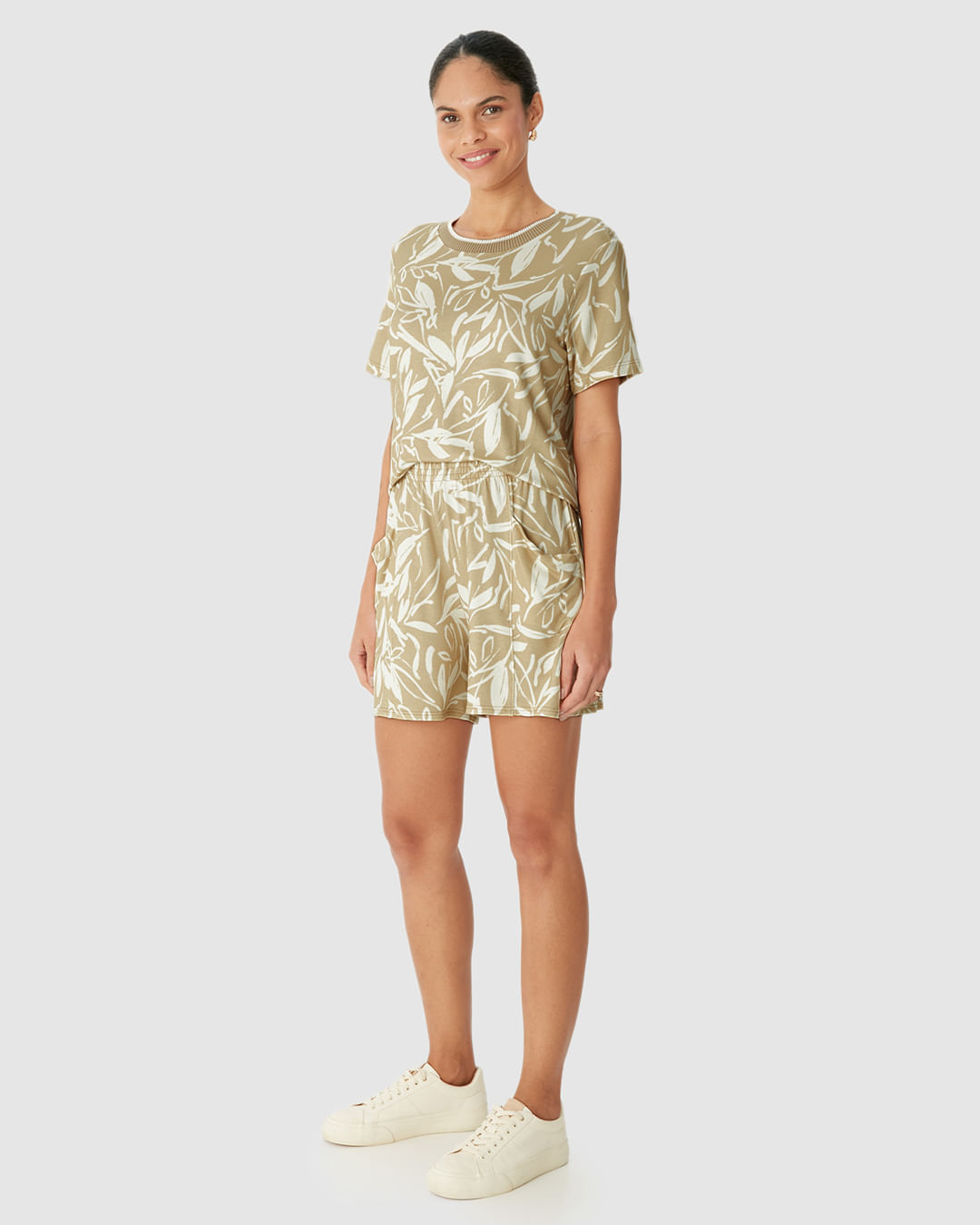 Shorts Alfaiataria Feminino Cós Elástico Em Moletinho De Viscose - Imagem 17