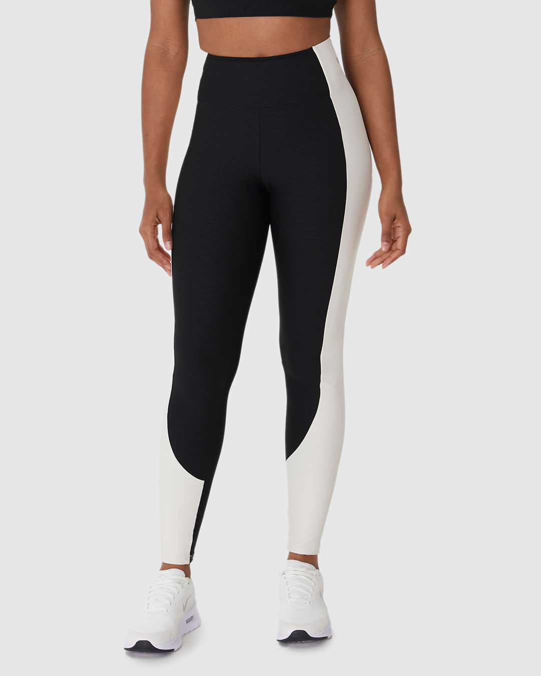 Calça Legging Esportiva Bicolor Em Malha Canelada Malwee Active - Imagem 9