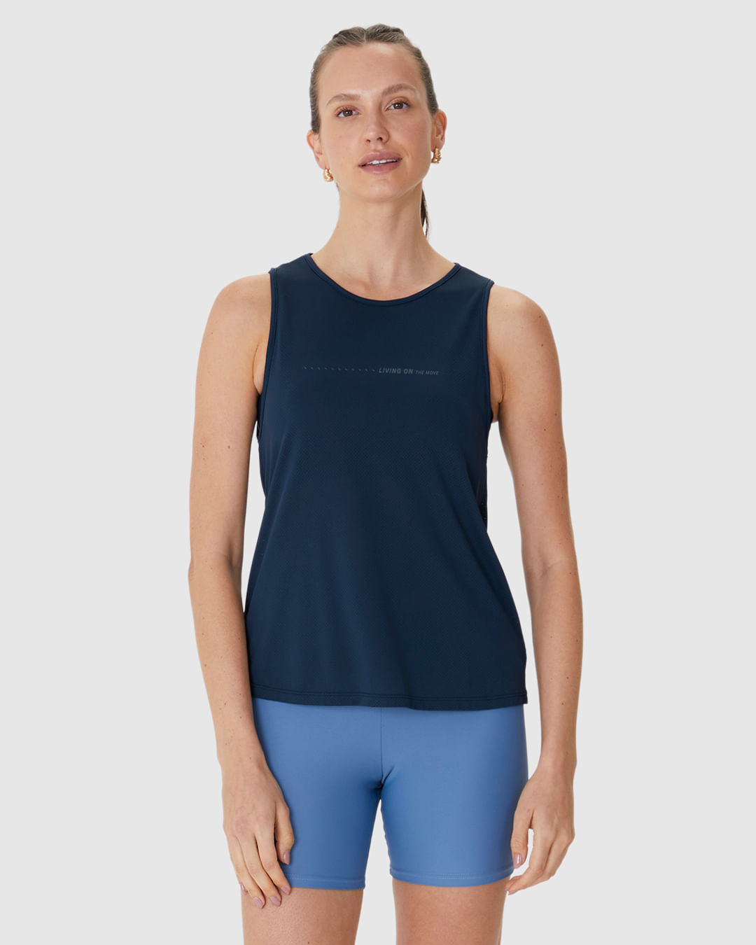 Regata Esportiva Feminina Living On The Move Em Malha Microfuros Dry Malwee Active - Imagem 4