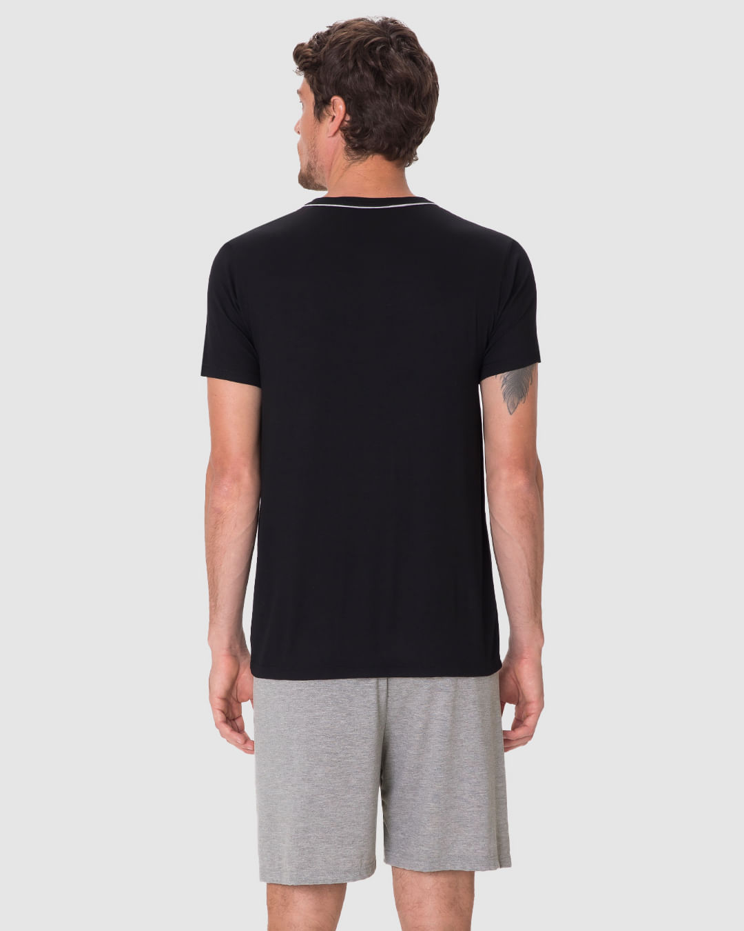 Pijama Curto Masculino Camiseta Decote V Detalhe Costura Em Viscose Stretch - Imagem 5