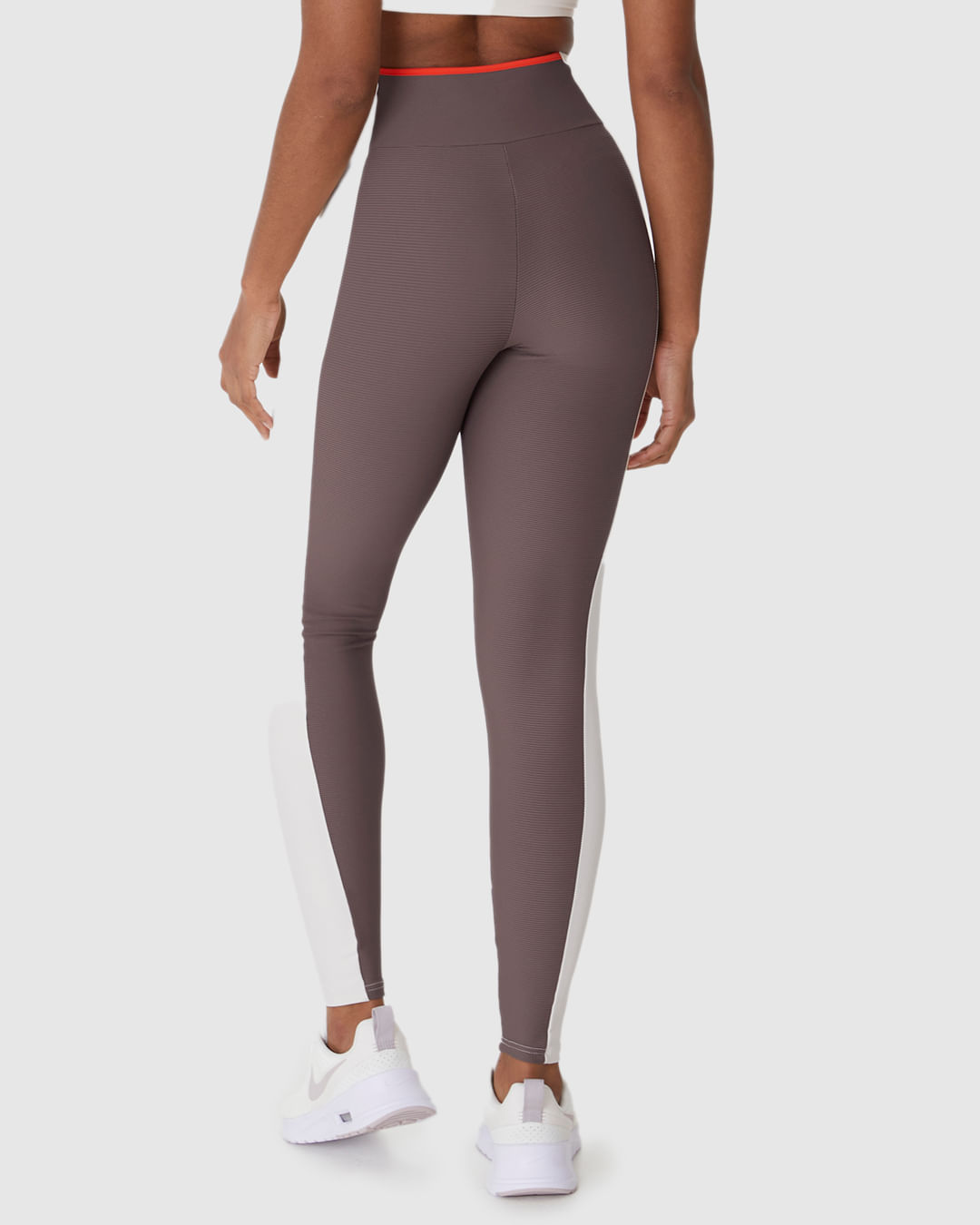 Calça Legging Esportiva Bicolor Em Malha Canelada Malwee Active - Imagem 5