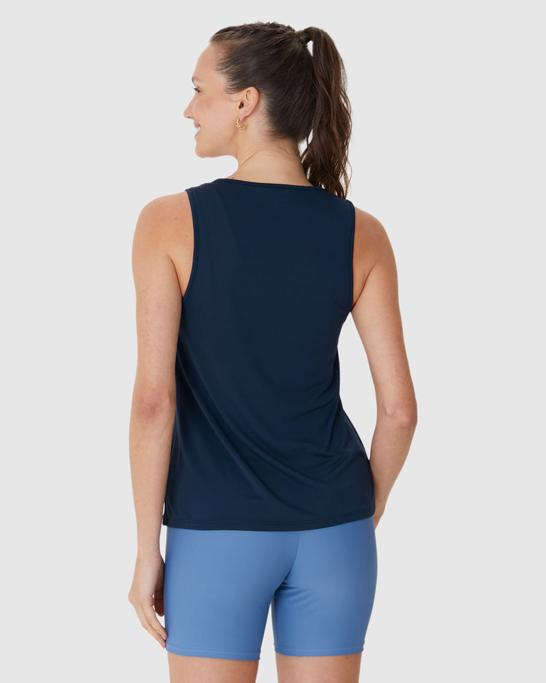 Regata Esportiva Feminina Living On The Move Em Malha Microfuros Dry Malwee Active - Imagem 10