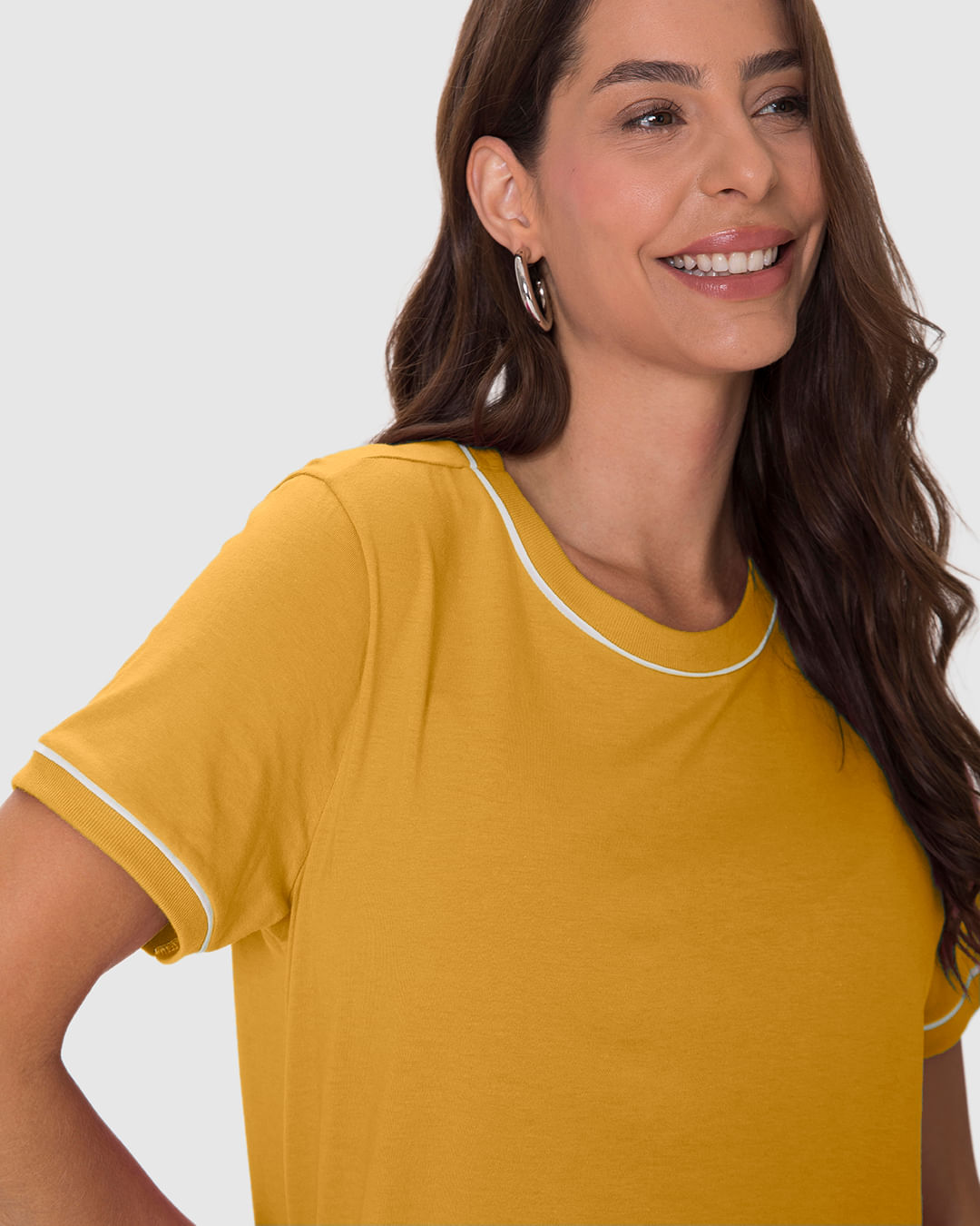 Blusa Básica Feminina Decote Redondo Costura Contraste Em Algodão - Imagem 23
