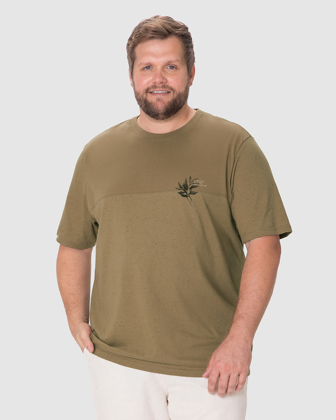 Camiseta Masculina Plus Size Detalhe Recorte em Malha Botonê