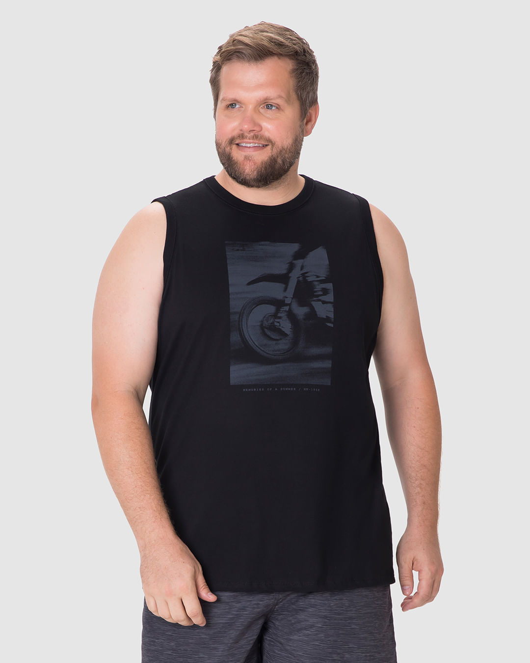 Regata Masculina Plus Size Estampa Memories Of a Summer em Algodão