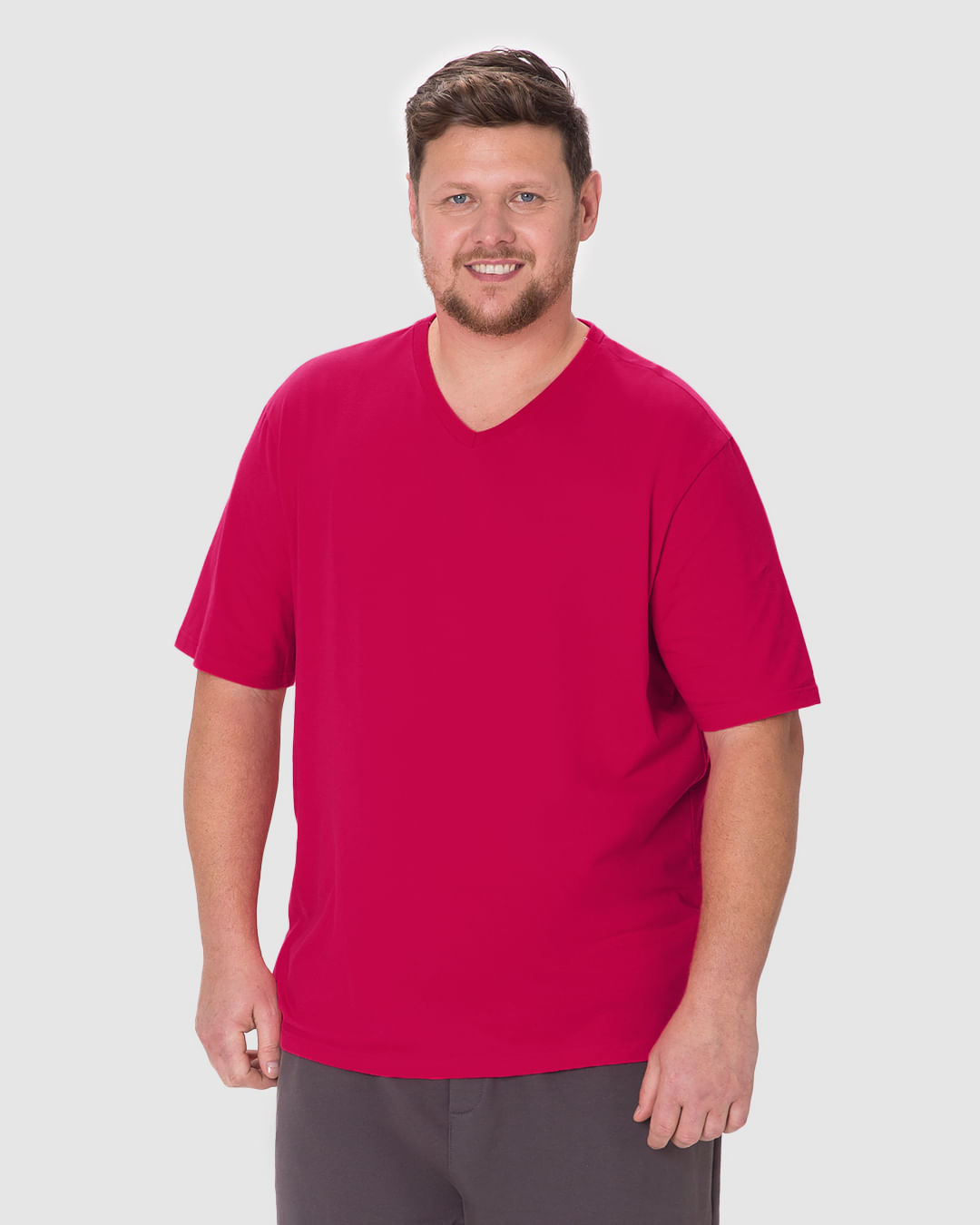 Camiseta Básica Masculina Plus Size Decote V Manga Curta Em Algodão